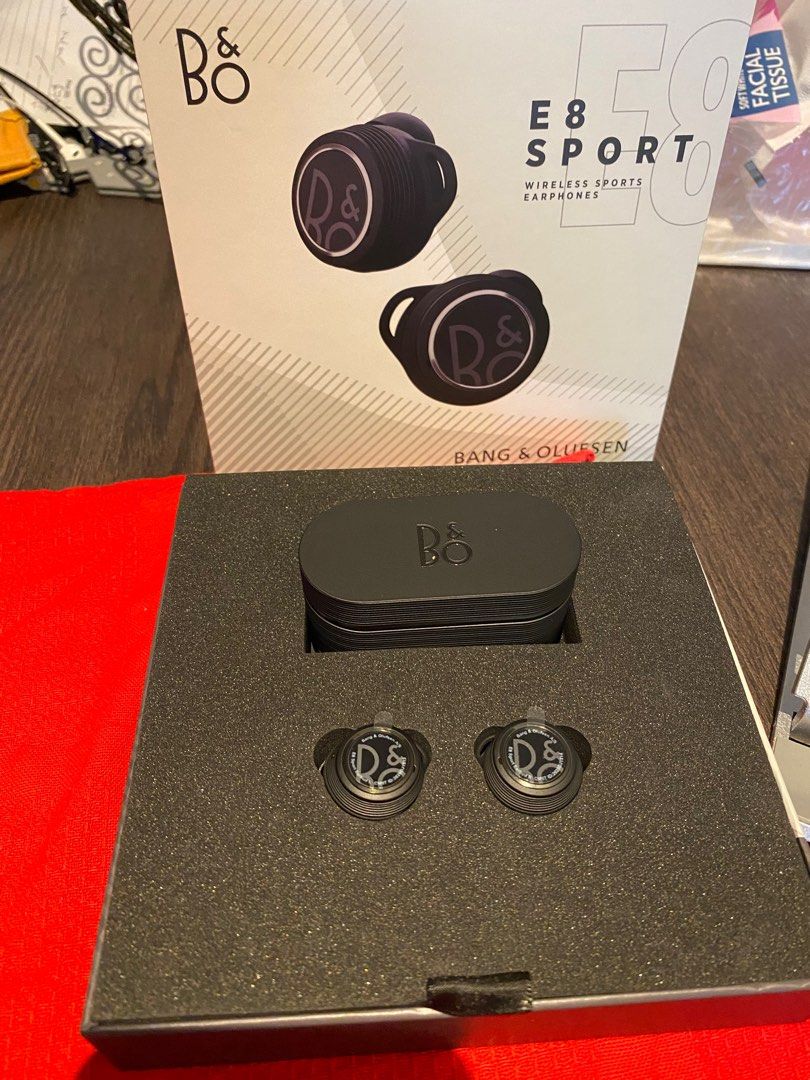 Bang & olufsen beoplay e8 2025 premium