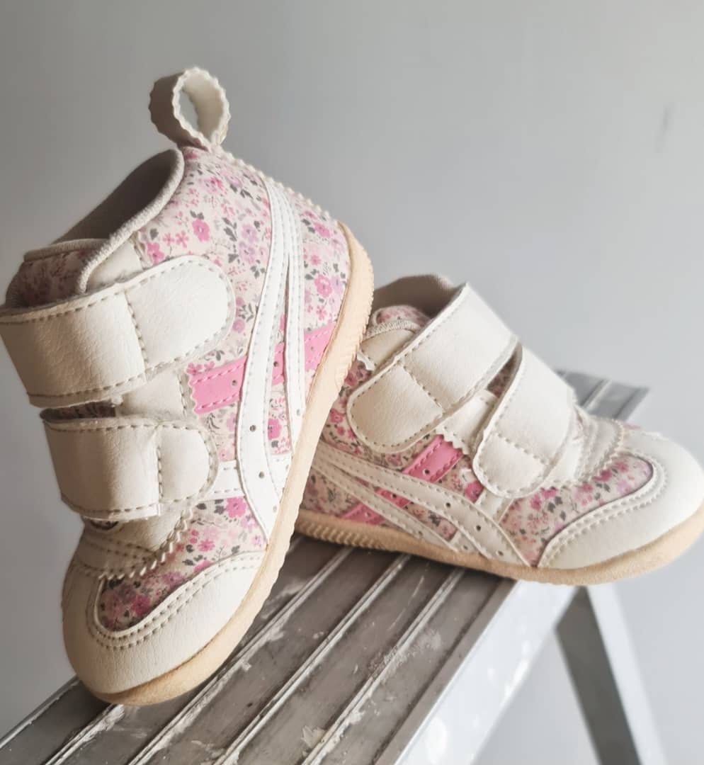 Brand Asics baby shoes girl