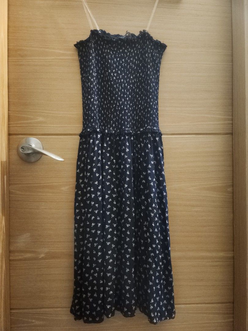 Brandy Melville Arianna Dress, 女裝, 連身裙& 套裝, 連身裙- Carousell