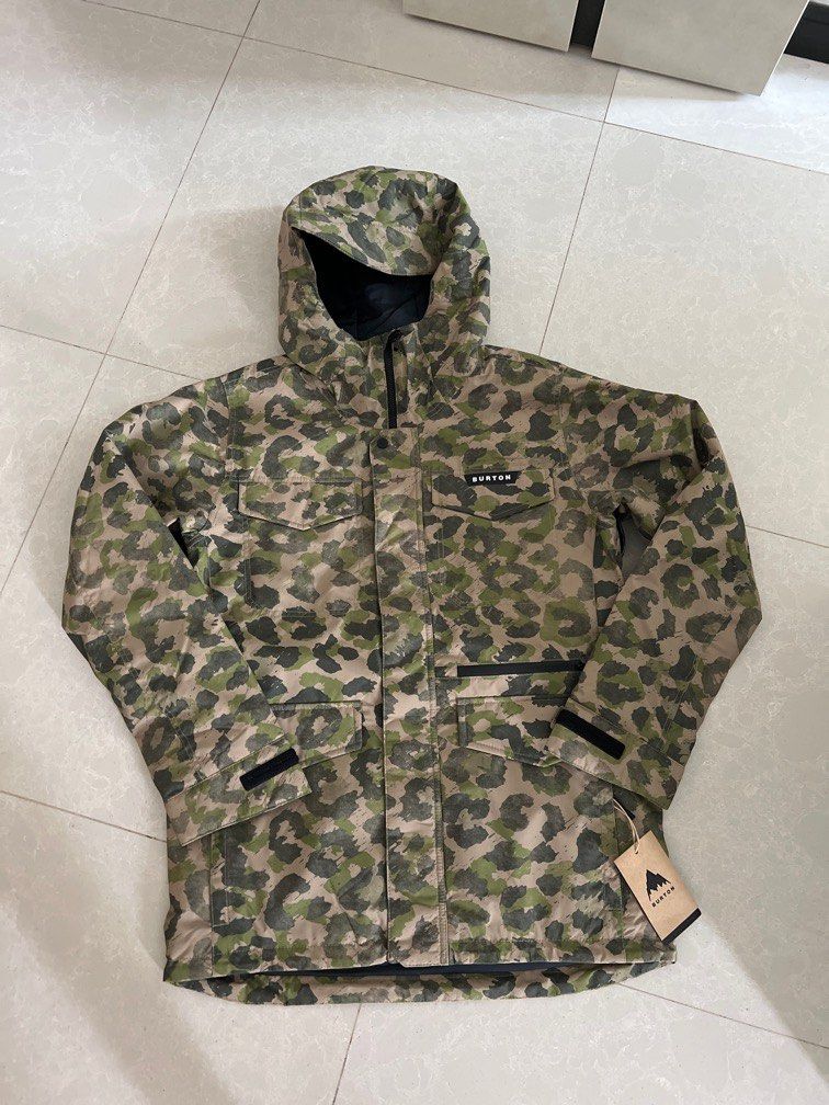 Burton Snow Covert 2L Jacket Camo size L Men s Fashion Coats