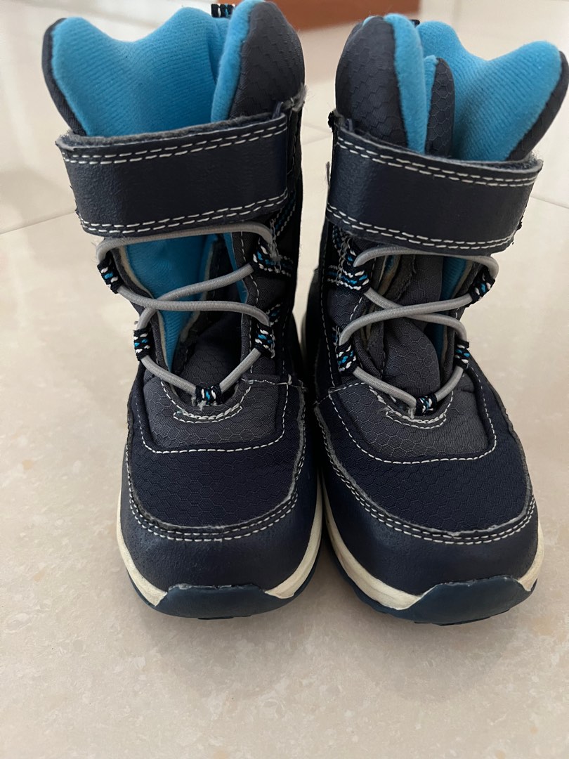 Carters snow boots for kids size eu 25 Babies Kids Babies