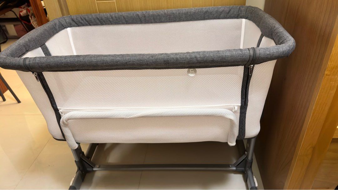Alora sales bedside sleeper