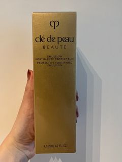 （分類：）位於 。 由 closetclearinging 提交（商品編號 1286937587，圖片 1）。簡介： 。