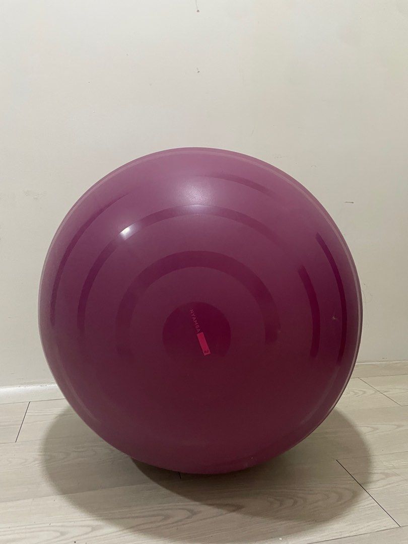Decathlon Pilates ball, Sports Equipment, Exercise & Fitness, Toning &  Stretching Accessories on Carousell