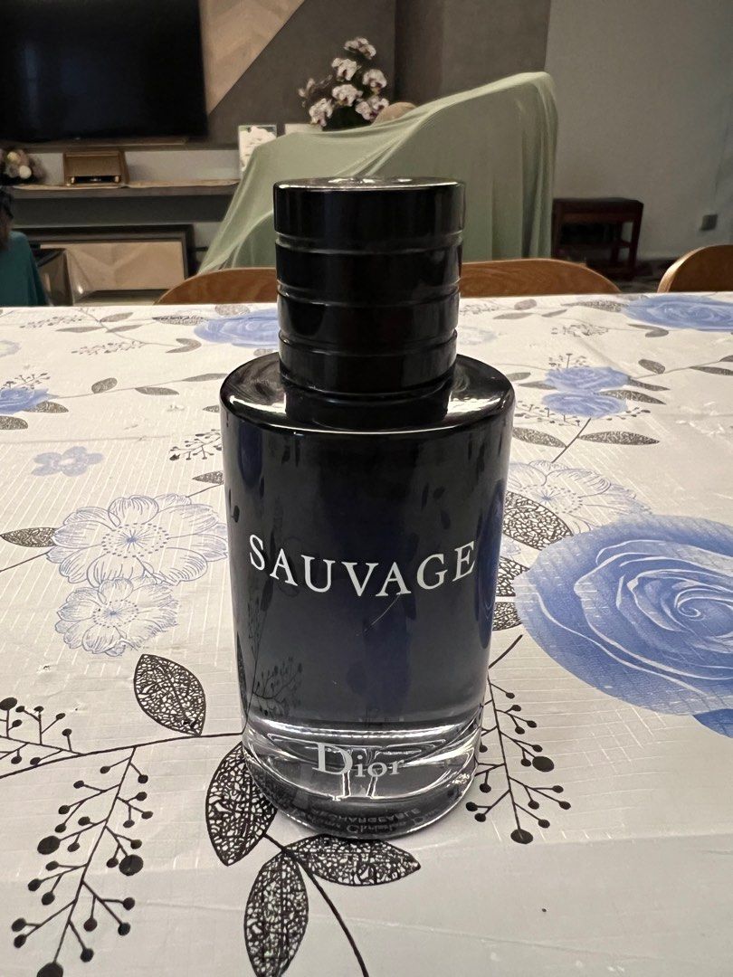 Edt sauvage store