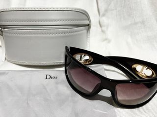 (Kategori: ) berada di . Dikirim oleh classynsassy (ID iklan 1287045067, Gambar 1). Deskripsi: .