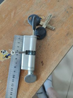 （分類：）位於 。 由 jflem 提交（商品編號 1286940039，圖片 1）。簡介： 。