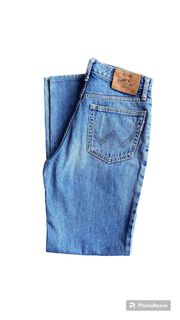 (Category: ) located in . Submitted by pougoods (Listing ID 1286957737, Image 1). Description: .