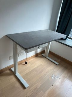 （分類：）位於 。 由 royston_12 提交（商品編號 1286994989，圖片 1）。簡介： 。