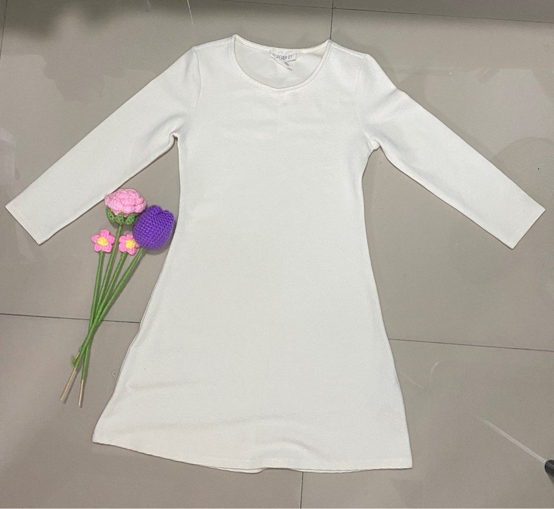 Forever 21 white sweater dress top