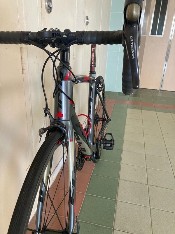 Fuji gran fondo ultegra best sale