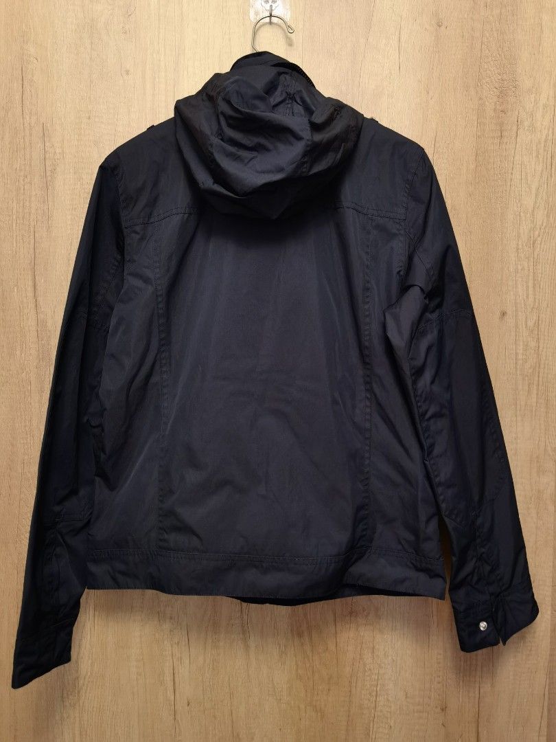 Gap sales windbreaker mens