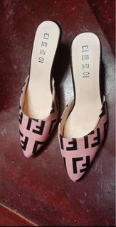 Geometric half shoes for women pink