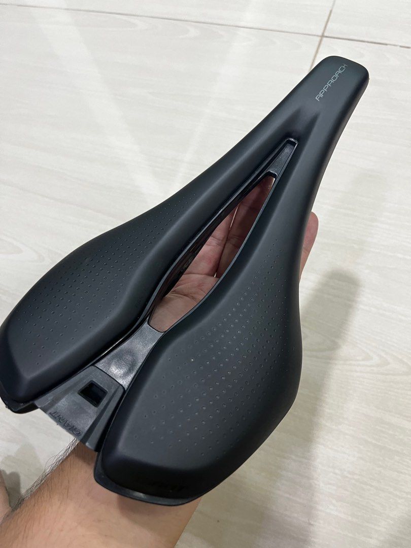 Giant saddle light sales