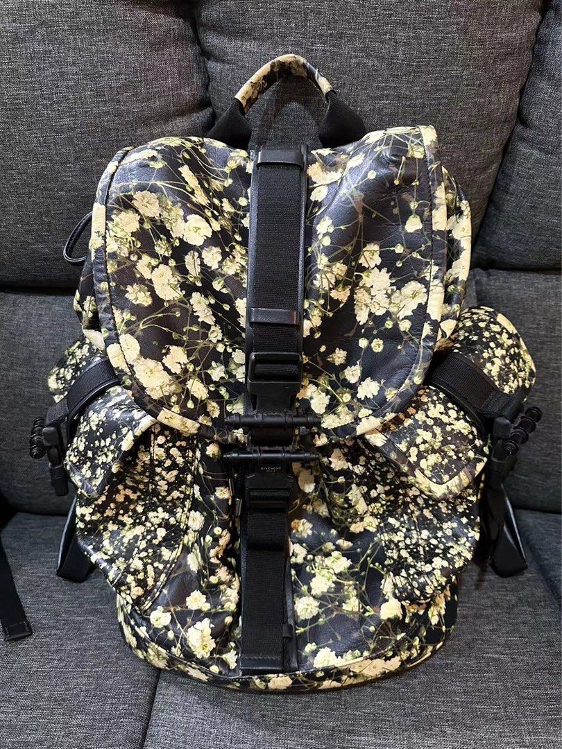 Givenchy backpack (Category: Bags & Wallets) located in Kuala Lumpur. Submitted by ryantanz (Listing ID 1287015643, Image 1). Description: Givenchy full leather backpack Condition 8/10 easy to take care Retail price more than rm10k bought from givenchy malaysia .