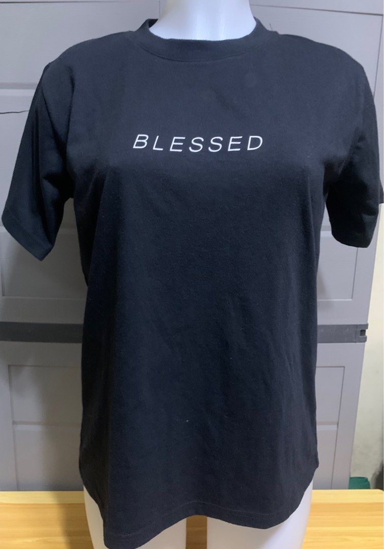 HighMinds “Blessed” Shirt (Category: Shirts) located in Makati City. Submitted by atarahlag (Listing ID 1286983414, Image 1). Description: Unisex Casual Style Streetwear.