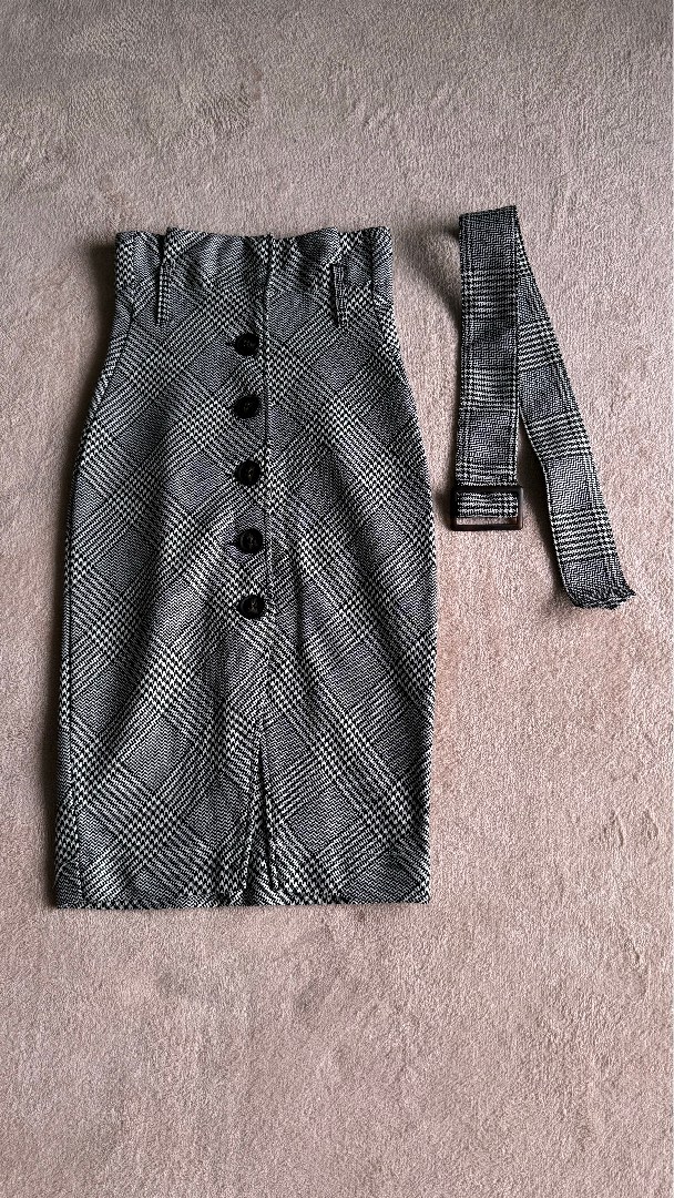 H M Corporate Skirt Women s Fashion Bottoms Skirts on Carousell