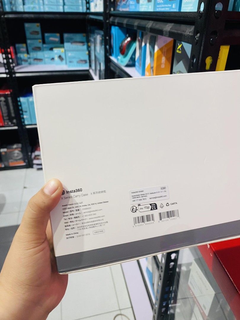 Insta360 X Series Carry Case For X2/X3 (Category: Camera Bags & Carriers) located in Makati City. Submitted by techubstoreandaccessories (Listing ID 1286923503, Image 3). Description: Insta360 X Series Carry Case For X2/X3 Ready for Pick-Up / Same Day Delivery Via Lalamove‼️ DETAILS: ✅ Actual Picture Posted. ✅BRAND NEW, SEALED, & ORIGINAL. ✅7 Days Replacement for Factory Defects and 1year Limited Warranty. (Terms and conditions apply). ✅With Sale