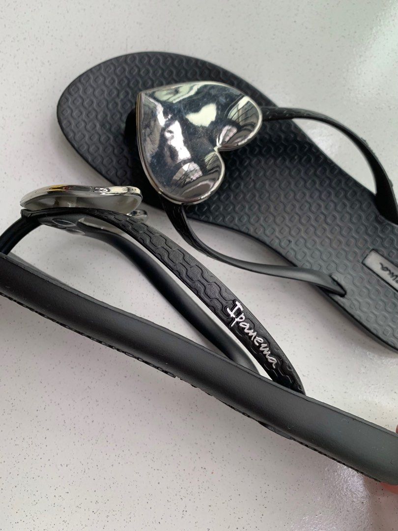 Nice black flip flops outlet