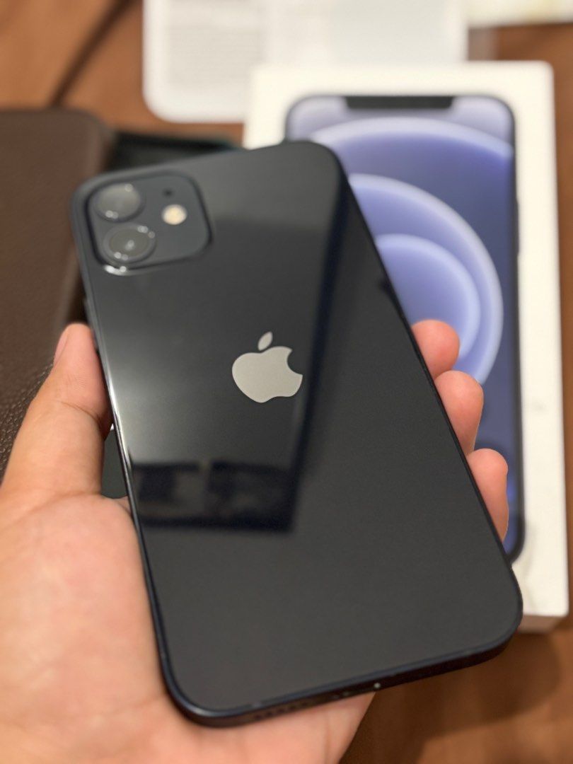 Iphone 12 128GB Black (Category: iPhone 12 Series) located in Makati City. Submitted by eelllllllll (Listing ID 1286944742, Image 1). Description: ₱11,000 Lady owned Original LCD Battery health 74% Unlock Charger is not included Issue: have to use headset or should be on speaker for call or check settings for it. .
