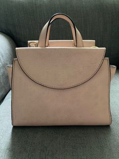 (Category: ) located in . Submitted by shopsustainably (Listing ID 1286979772, Image 1). Description: .