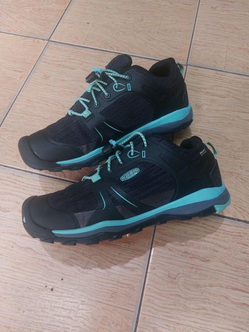Keen terradora low wp top