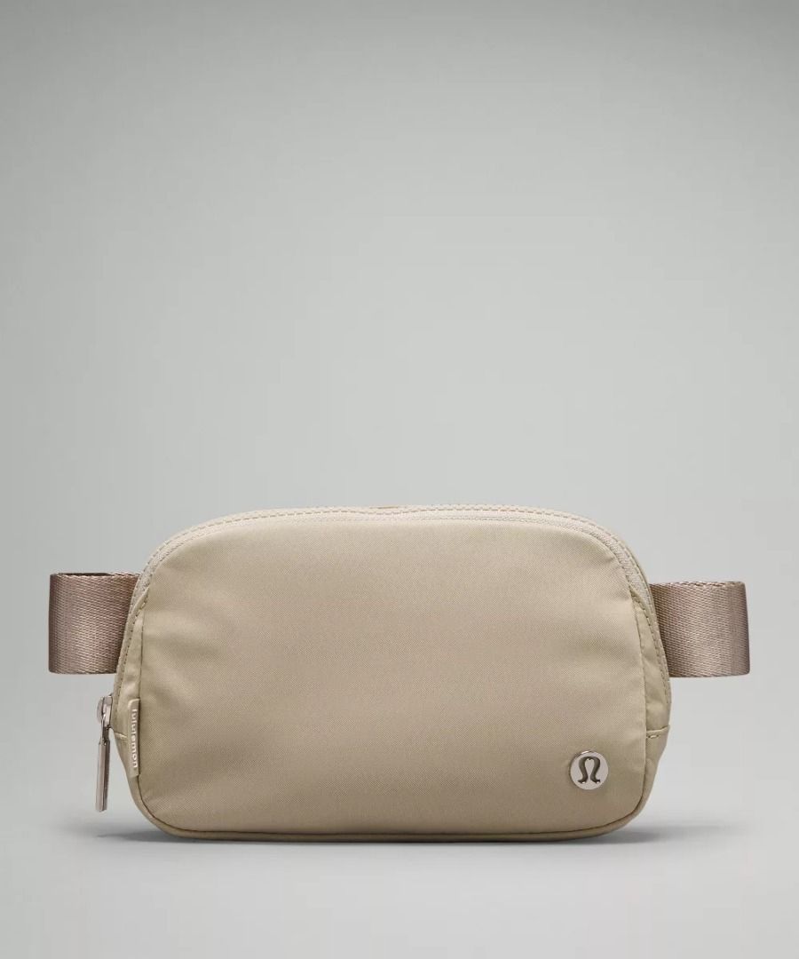 lululemon everywhere belt bag nude