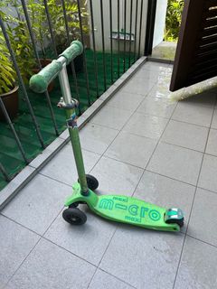 Micro maxi kick scooter sale on sale