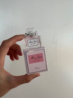（分類：）位於 。 由 dollylammmm 提交（商品編號 1286945022，圖片 1）。簡介： 。