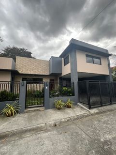 Modern 3 bedroom Bungalow in BF Homes Paranaque for sale
