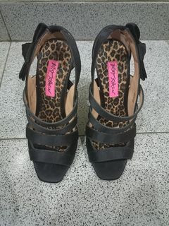 (Kategori: ) berada di . Dikirim oleh gracetts1435838 (ID iklan 1287120629, Gambar 1). Deskripsi: .