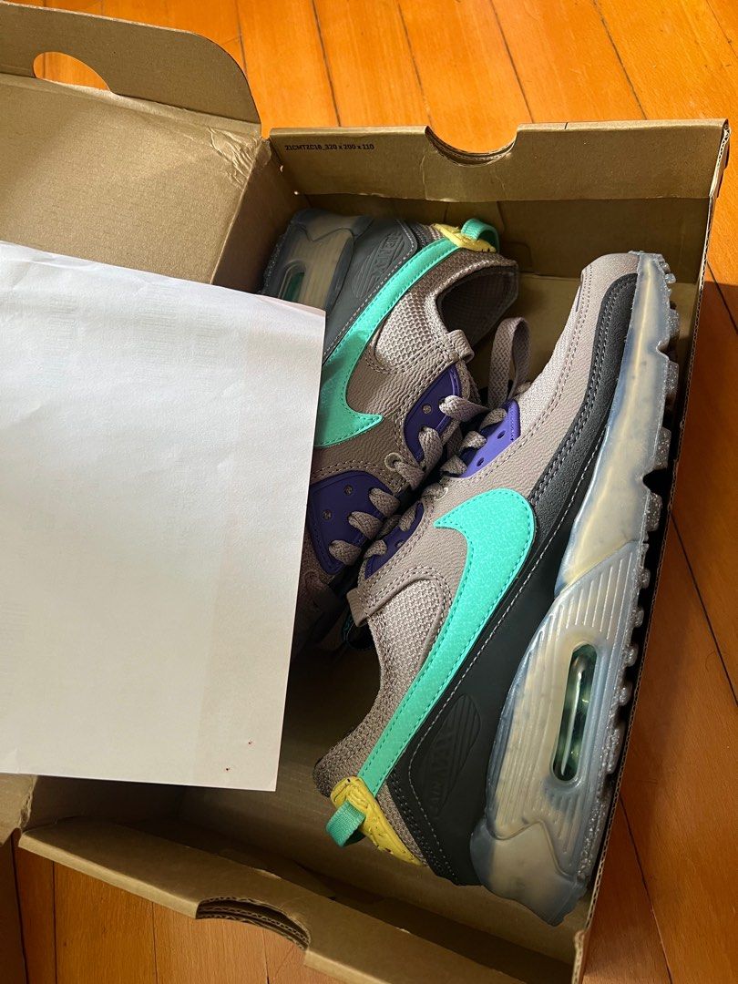 Moon air max online