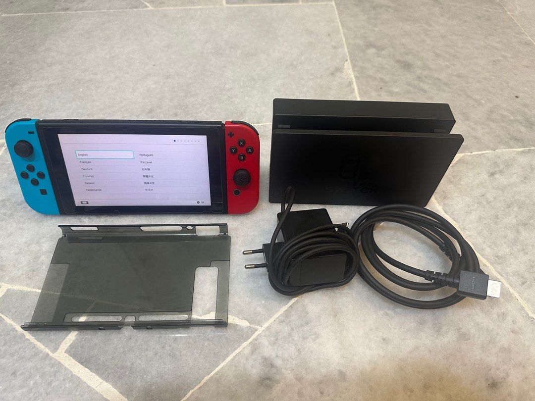 URGENT SALE Nintendo switch v1 UNPATCHED Video Gaming Video Game