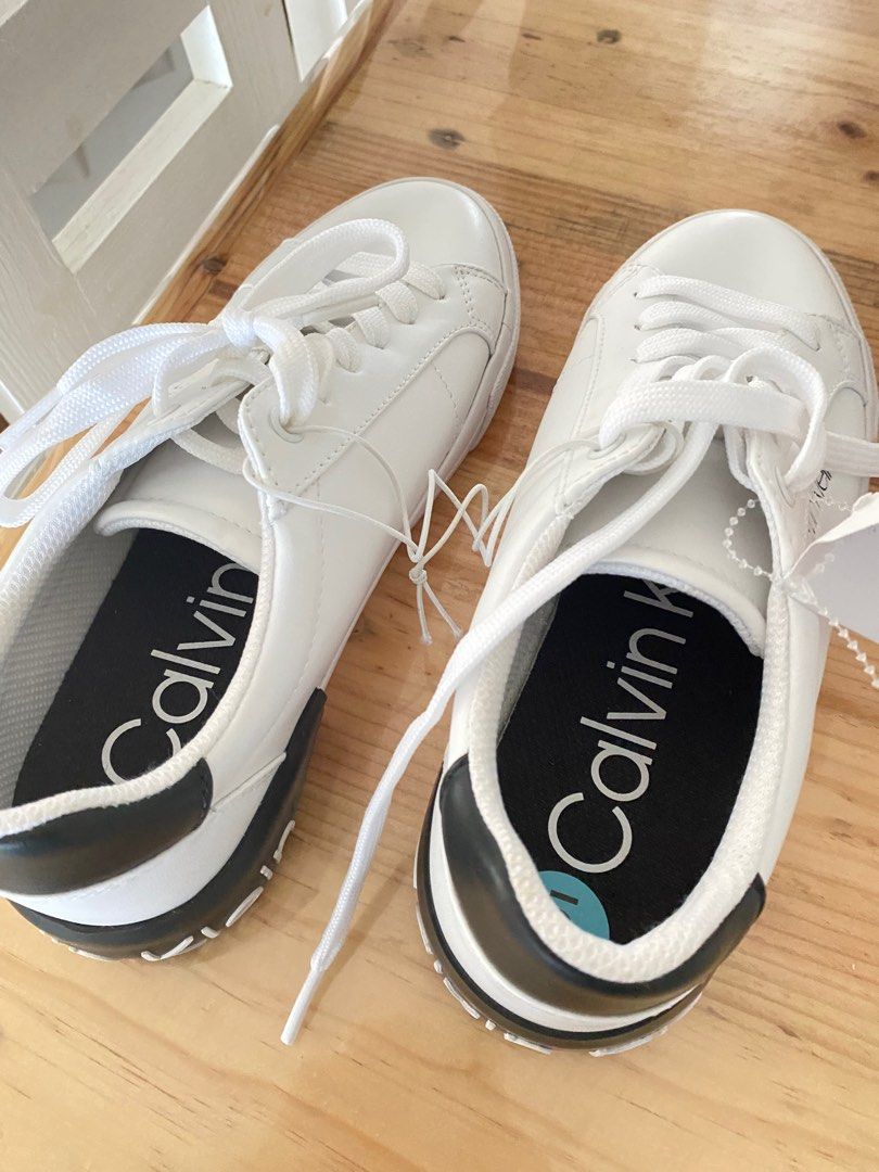 Orig Auth Calvin Klein white sneakers