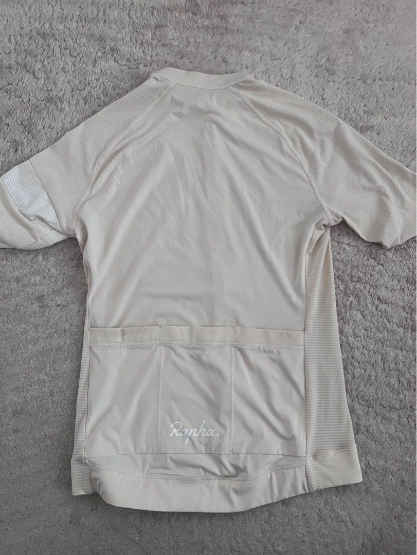 Rapha Core Off White (Category: Bicycles) located in Subang Jaya. Submitted by iamzugo (Listing ID 1286989428, Image 3). Description: Rapha Core Off White Small Size RFS - Downsizing.
