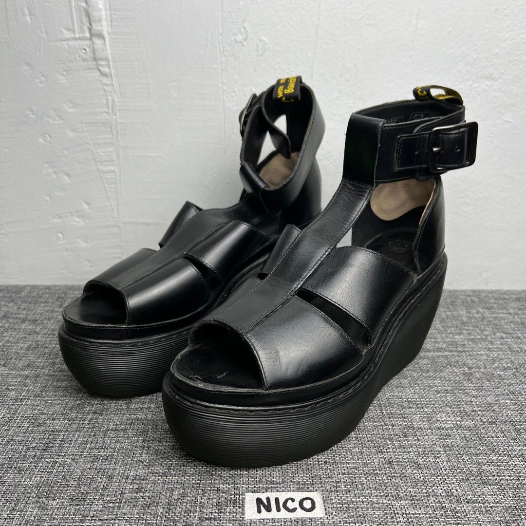 Dr martens hot sale bessie