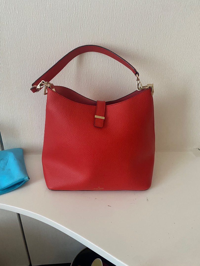 Red shoulder purse hot sale