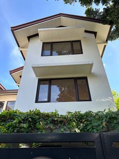 San Lorenzo Duplex 5BR For Rent Narciso Realty