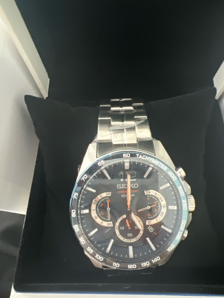 Seiko Analogue Quartz Cal 8T63 1 5 chronograph Luxury Watches on