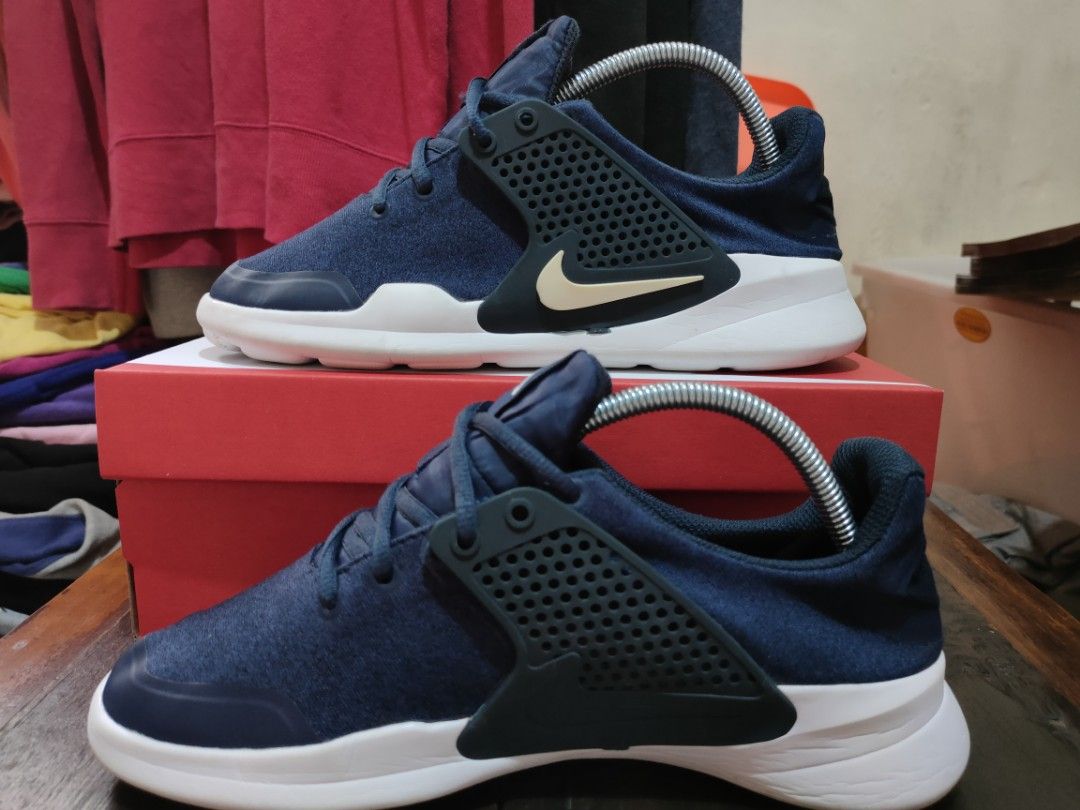 Nike online arrowz 41