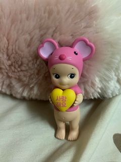(Category: ) located in . Submitted by msfameee (Listing ID 1286988420, Image 1). Description: .