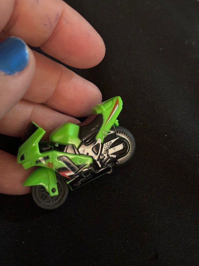 Spin go green motorcycle (Category: Motorbikes for Sale) located in Manila. Submitted by eilsshop (Listing ID 1287043471, Image 1). Description: Fast moving .