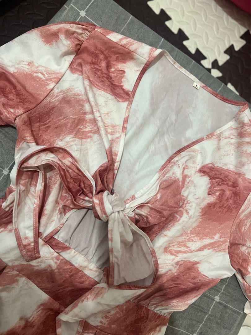 Tie dye shein dress (Category: Dresses) located in Quezon City. Submitted by skyleeeee (Listing ID 1286909545, Image 2). Description: Tie dye shein dress tie front style red and dirty white actual color puff sleeves never been used, does not fit me zipper closure on side size Large on tag can fit Med to Large fram Payment options: Gcash Unionbank BPI Lala.move. pick up S.hopee. checkout Loc. Cubao QC .