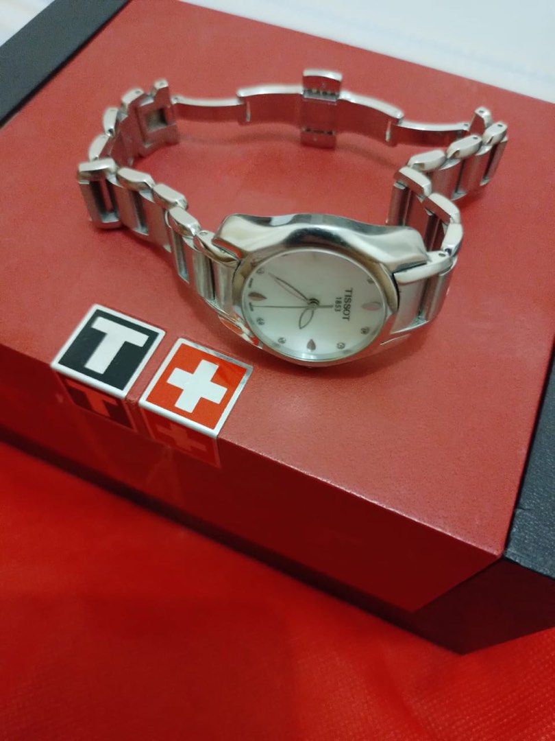 Tissot Seri T023210A