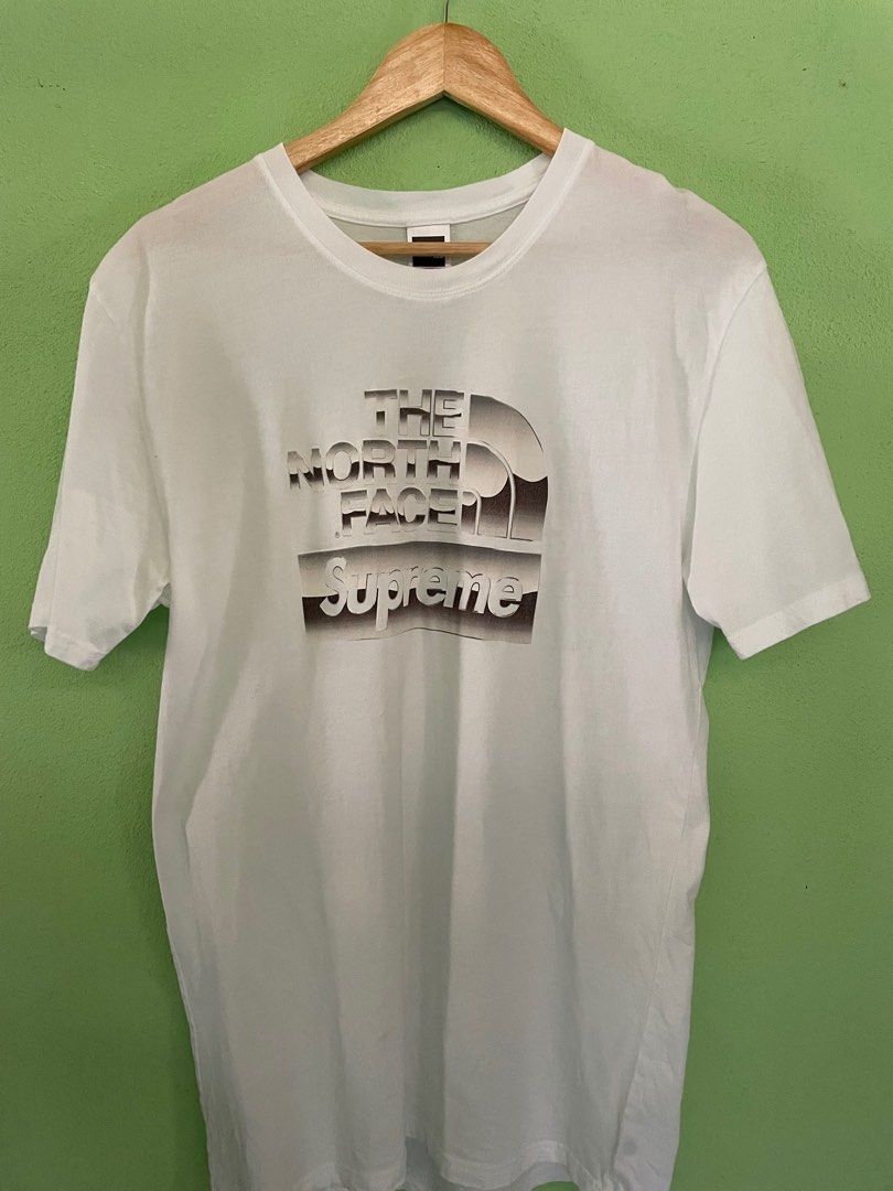 Supreme x tnf metallic tee top