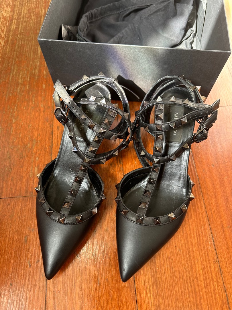 Valentino rockstud kitten heels black top