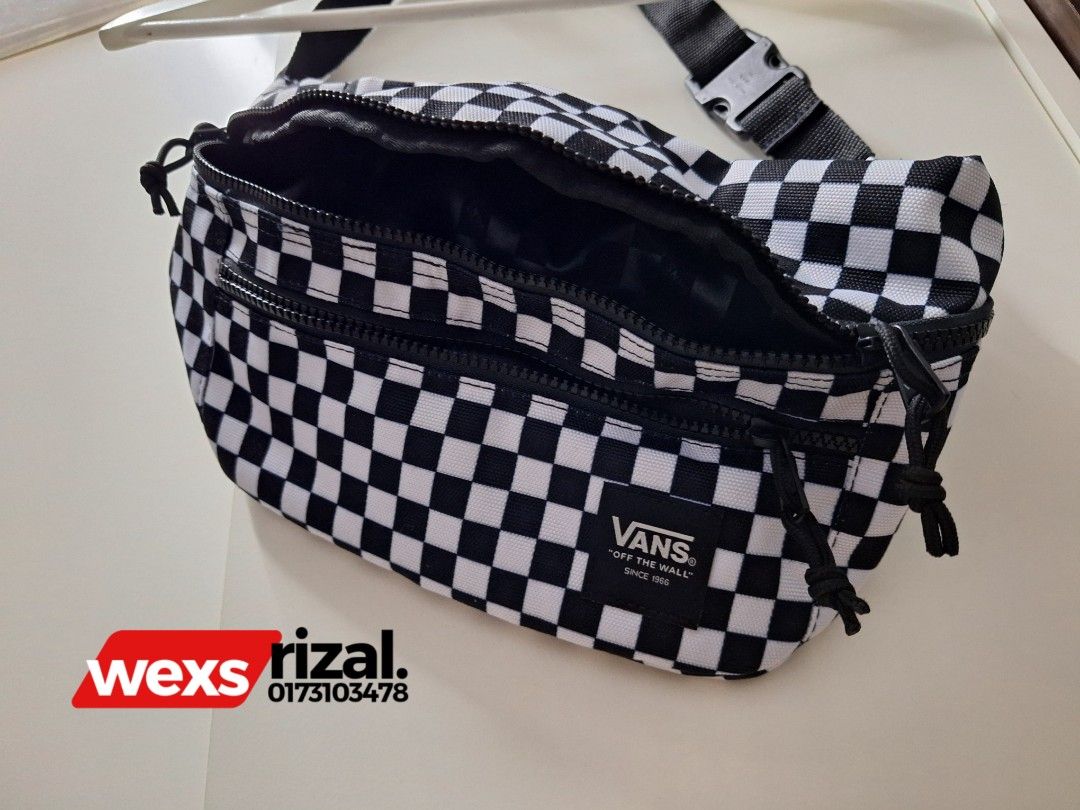 Vans Ward Cross Body Pack BLACK Men s Fashion Bags Sling Bags