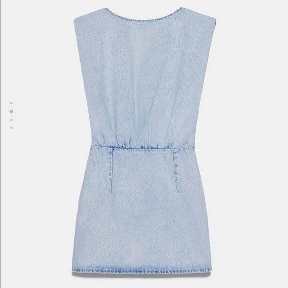 Zara denim washed dress BNWT (Category: Dresses) located in Taguig. Submitted by herstyles (Listing ID 1286960538, Image 3). Description: .