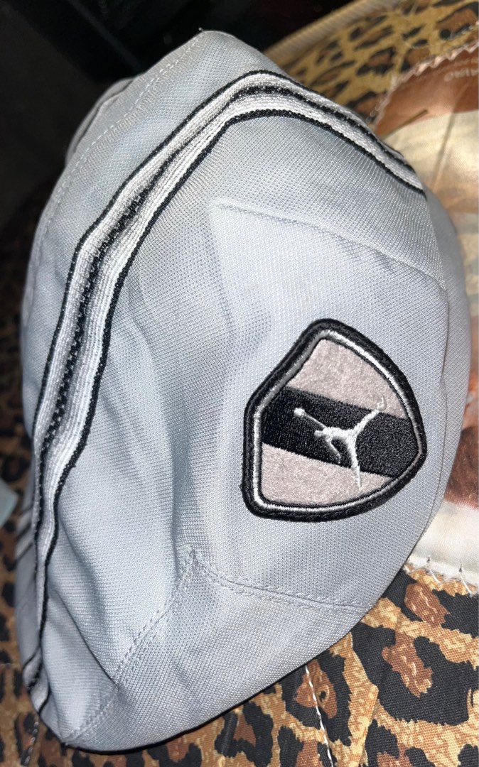 90s Vintage Air Jordan Flat Beret Cap Men s Fashion Watches