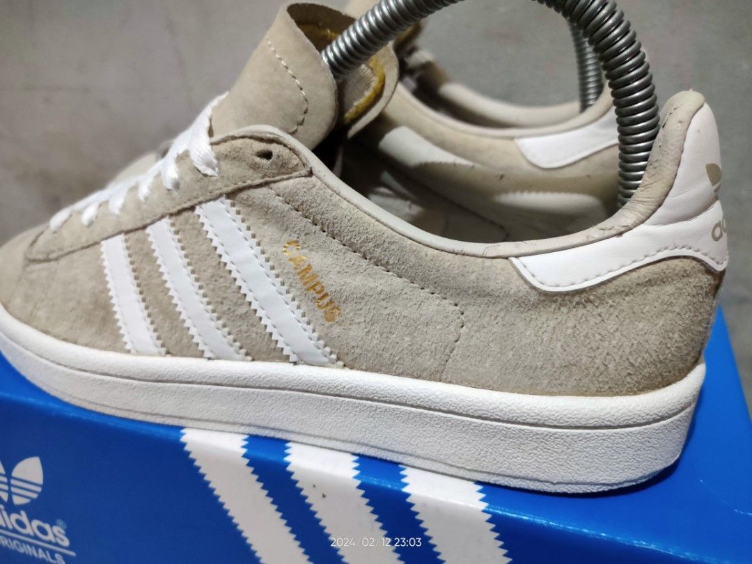 Adidas store campus by9846